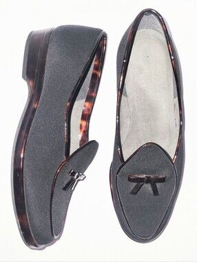 Stuart Weitzman Tortoise Shell Classic Black Loafer Women's Size 5.5